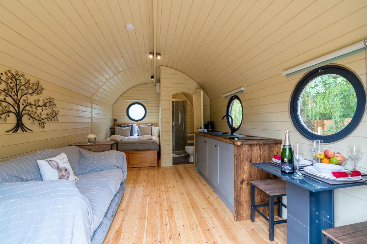 Alderton  Laburnum Farm Estateヴィラ エクステリア 写真
