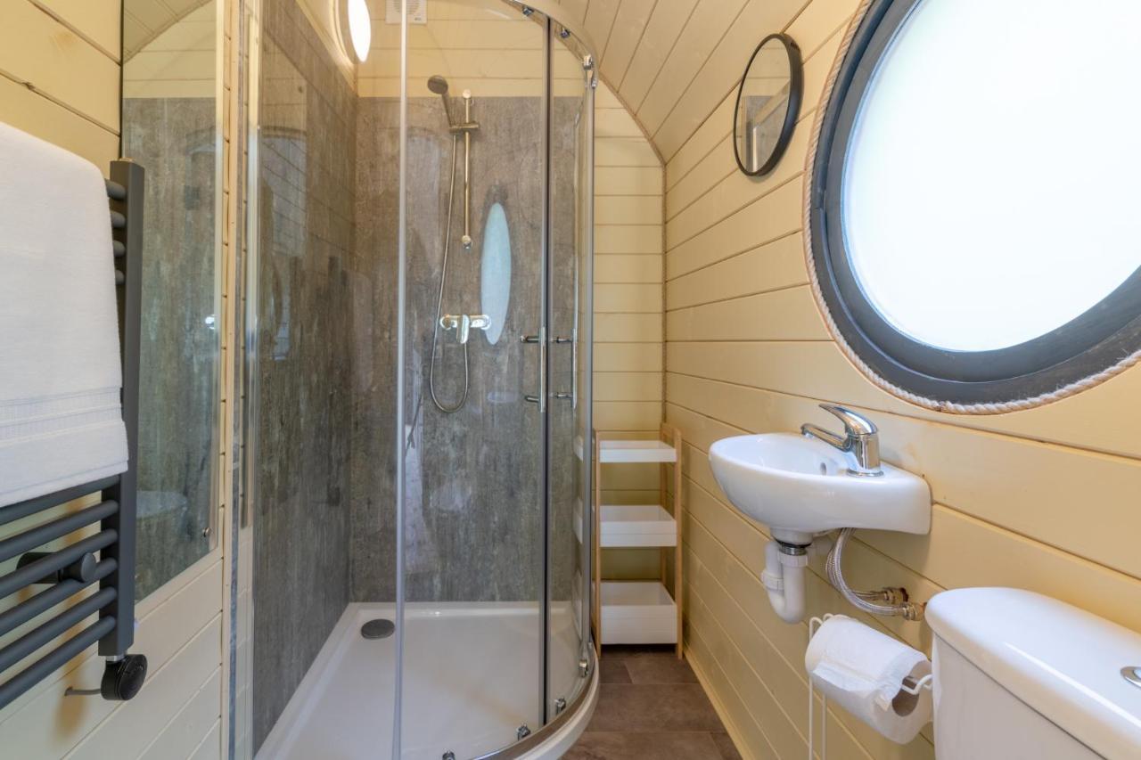 Alderton  Laburnum Farm Estateヴィラ エクステリア 写真