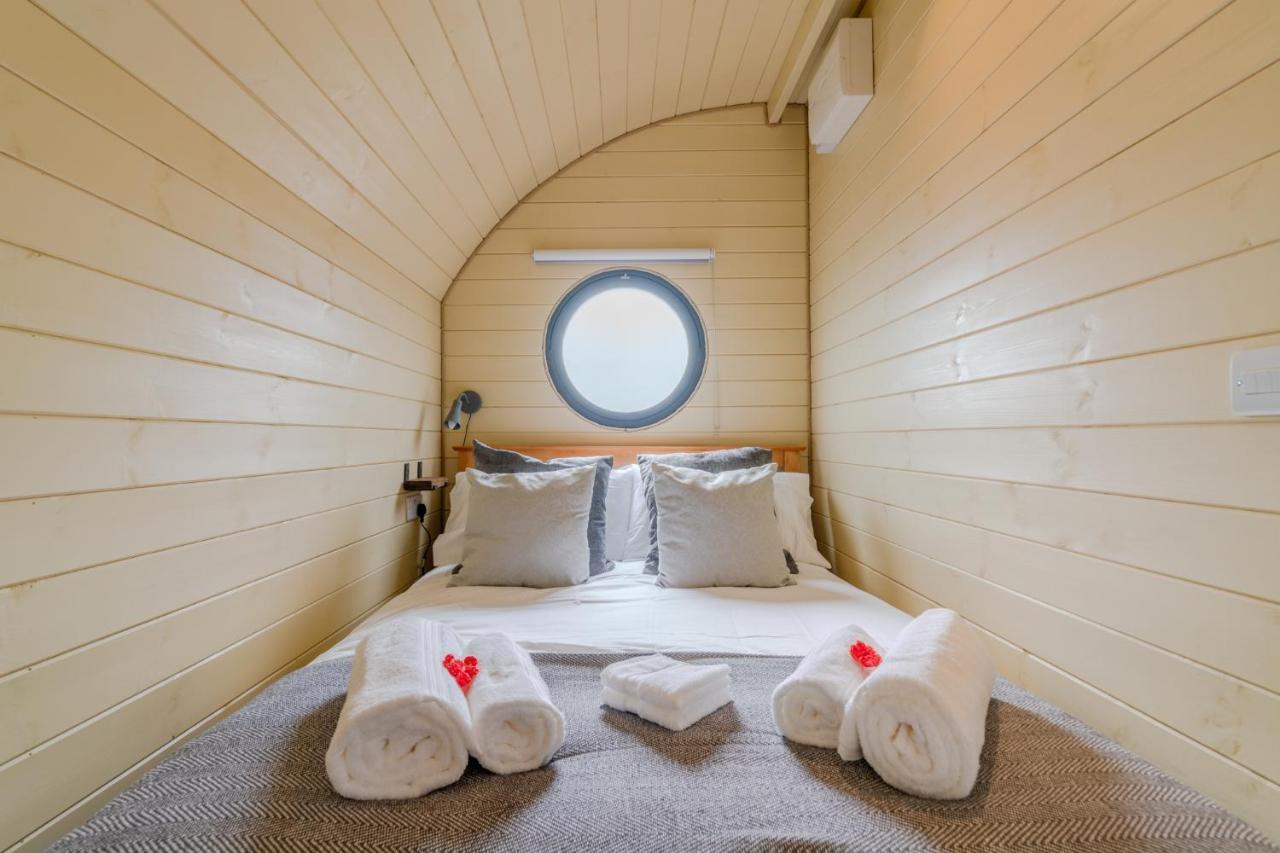 Alderton  Laburnum Farm Estateヴィラ エクステリア 写真