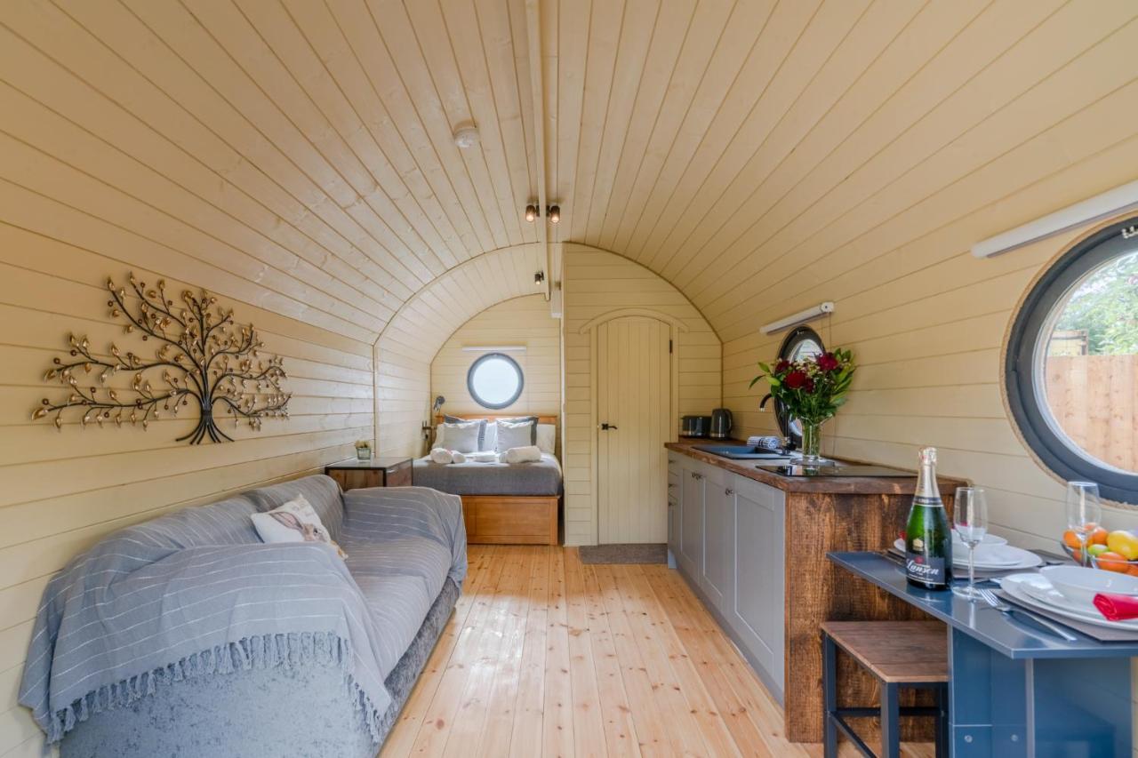 Alderton  Laburnum Farm Estateヴィラ エクステリア 写真