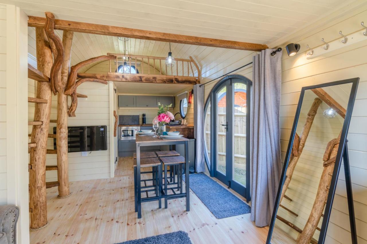 Alderton  Laburnum Farm Estateヴィラ エクステリア 写真