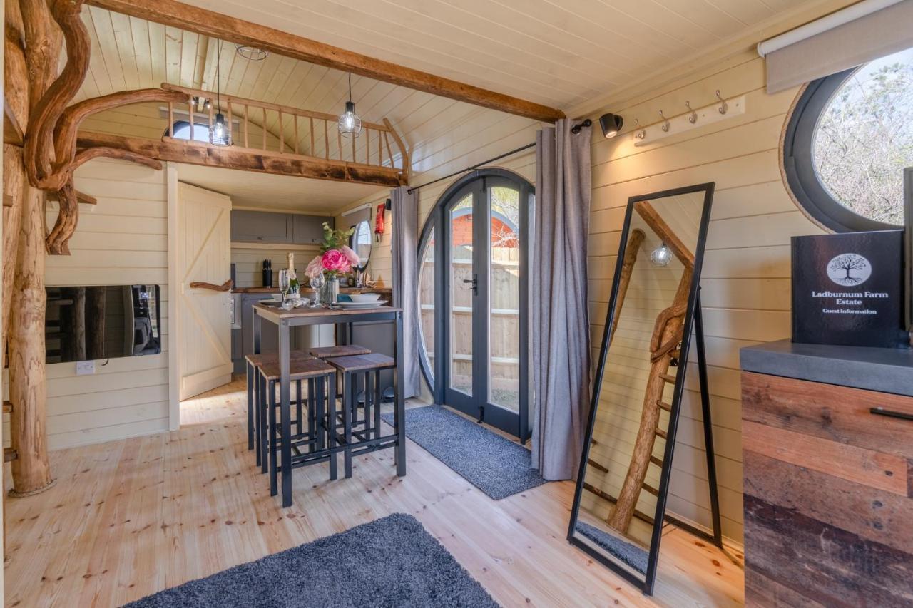 Alderton  Laburnum Farm Estateヴィラ エクステリア 写真