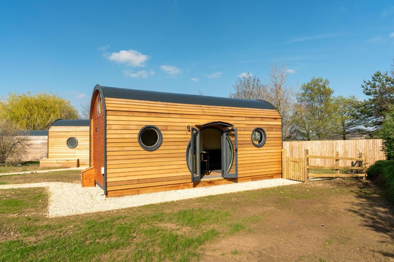 Alderton  Laburnum Farm Estateヴィラ エクステリア 写真