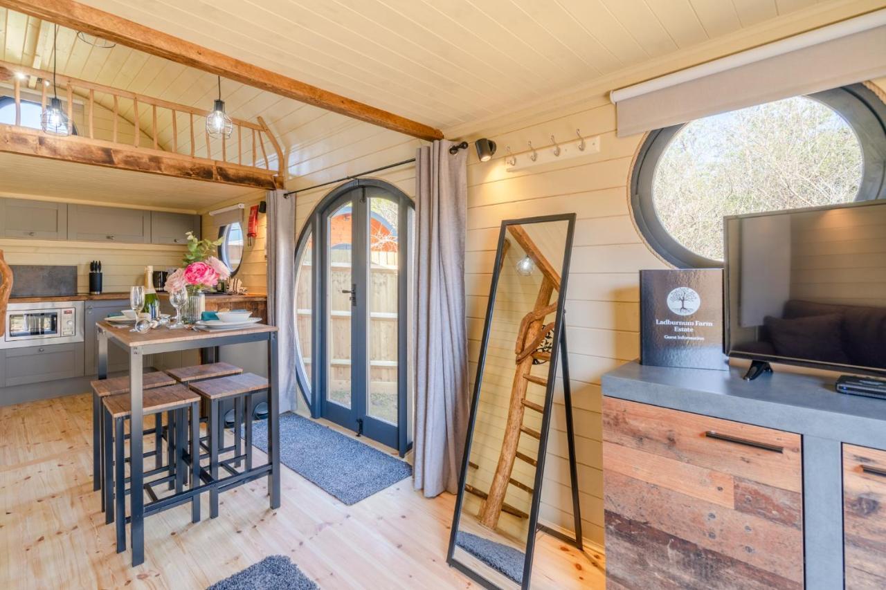 Alderton  Laburnum Farm Estateヴィラ エクステリア 写真