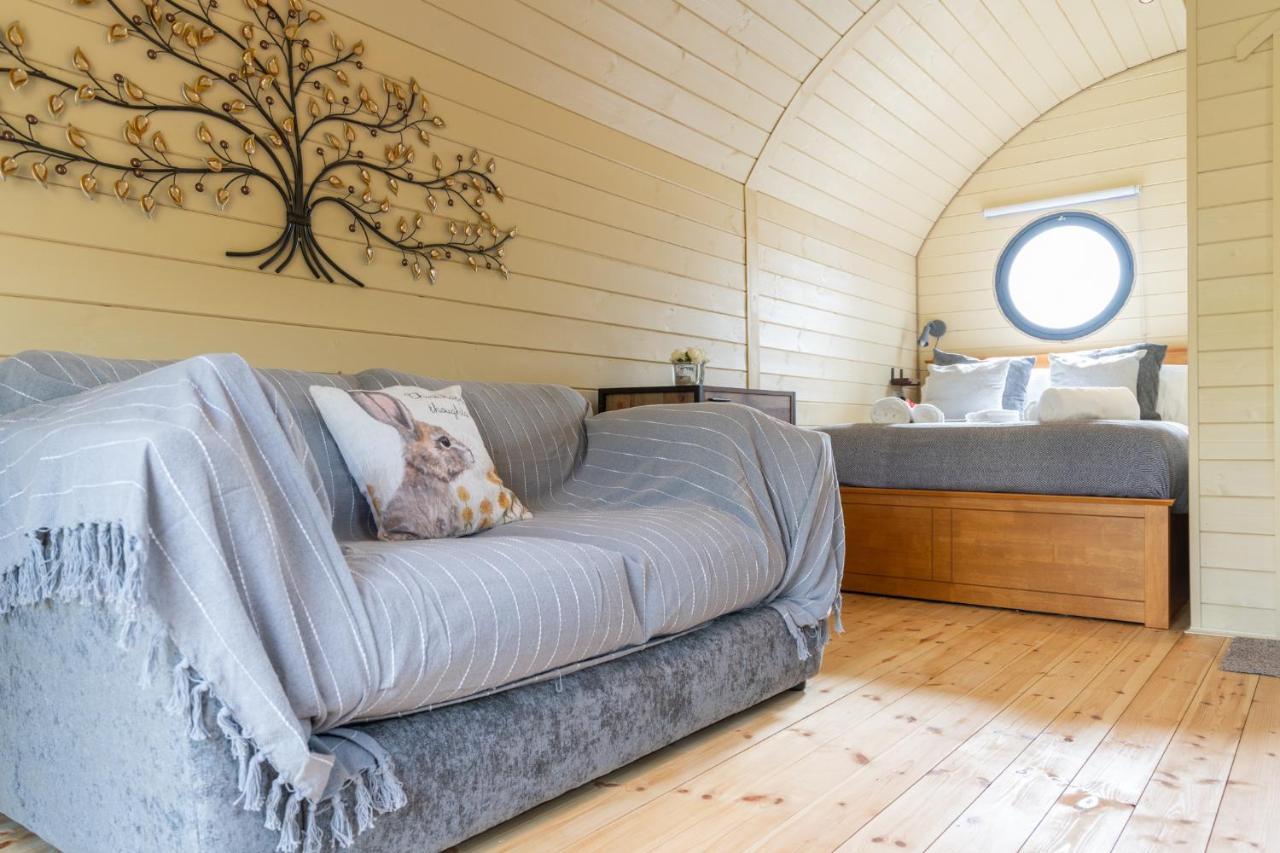 Alderton  Laburnum Farm Estateヴィラ エクステリア 写真