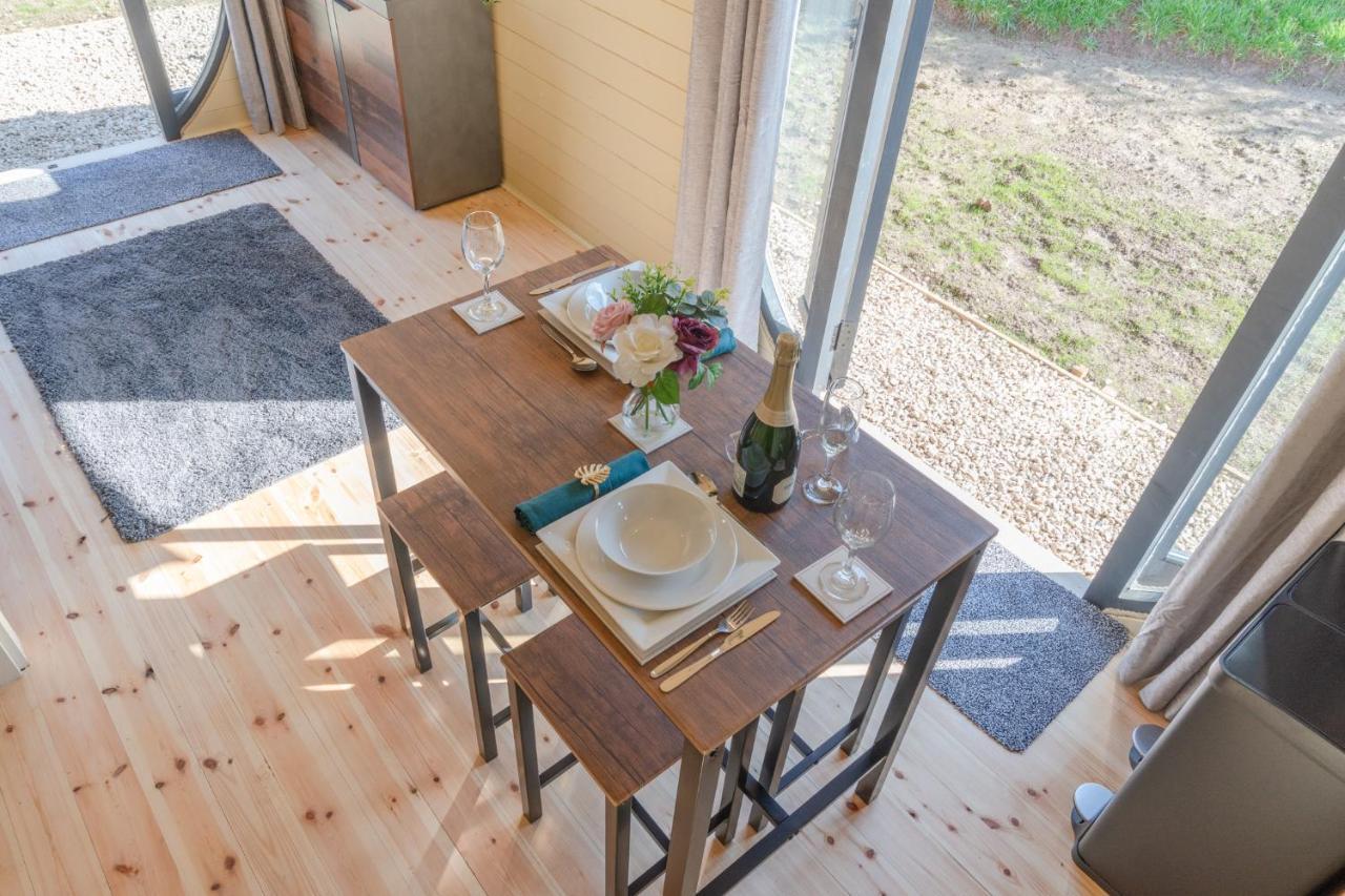 Alderton  Laburnum Farm Estateヴィラ エクステリア 写真