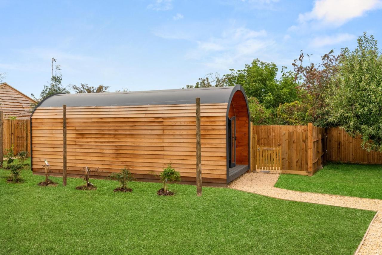 Alderton  Laburnum Farm Estateヴィラ エクステリア 写真